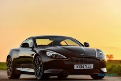 MOBIL BARU : Ini Dia Penampakan Jubah Serat Karbon Aston Martin Terbaru