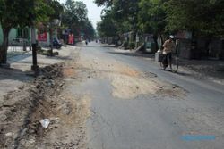 KERUSAKAN INFRASTRUKTUR : Jalan 310 Km Rusak, Pemkab Klaten Tak Berdaya