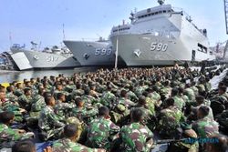 FOTO LATIHAN GABUNGAN TNI : Ribuan Prajurit TNI Awali Latgab