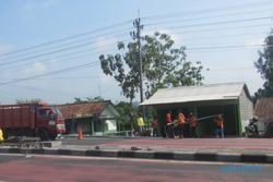 JALAN RUSAK BOYOLALI : Jalan Embarkasi Haji Rusak Parah Picu Kecelakaan