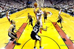 FINAL NBA 2014 : Game Ketiga Spurs Taklukkan Heat