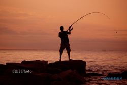 Mantap! Mancing Ikan, Pria Madiun Malah Dapat Sapi