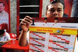 FOTO PIALA DUNIA 2014 : Tim Prabowo-Hatta Manfaatkan World Cup   