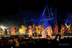 VASTENBURG CARNIVAL 2014 : Ada Sihir Karnaval Malam di Benteng Vastenburg