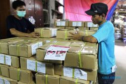 PILPRES 20143 : KPU: H-1, Logistik Pilpres Sampai di TPS