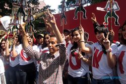 KAMPANYE PILPRES : Puluhan Tukang Becak Konvoi Dukung Prabowo-Hatta