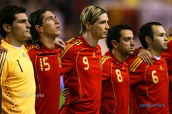 GRUP B PIALA DUNIA 2014 : Prediksi Spanyol Vs Chile, Ini Perbandingan Kekuatan Lini