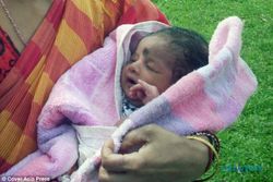 KISAH INSPIRATIF : Ibu Asal India Gagal Jual Bayinya Rp2,5 Juta 