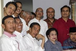 FOTO JOKOWI PRESIDEN : Jokowi-JK Buka Bersama Partai Koalisi