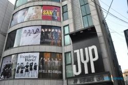 K-POP : Penyelinap Bersenjata Tajam Masuki Kantor JYP