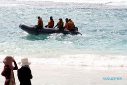 Perahu Karam di Pacitan, 2 Nelayan Sukabumi Hilang