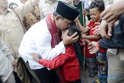 MASA TENANG PILPRES 2014 : Prabowo Buka Puasa Bersama Buruh di Jababeka
