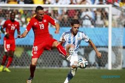 16 BESAR PIALA DUNIA 2014 : Babak I Saling Serang,  Argentina vs Swiss Masih 0-0