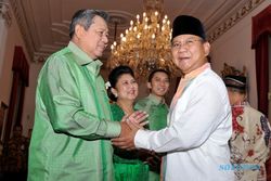 FOTO LEBARAN PRESIDEN : Prabowo Hadiri Open House Presiden SBY 