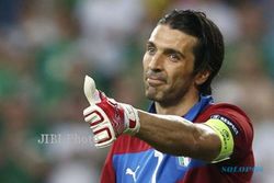 KABAR PEMAIN : Ini Sosok Penerus Buffon di Timnas Italia