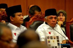 SIDANG GUGATAN PILPRES 2014 : Sebut Pilpres Cacat Hukum, Prabowo Hatta Desak MK Diskualifikasi Jokowi-JK