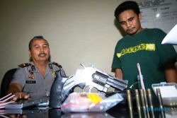 FOTO NARKOBA SOLO : Polisi Jebres Tangkap Pembawa 9 Paket SS