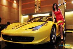 FOTO MOBIL TERBARU : Kini Ada Ferrari Tailor Made di Indonesia