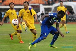 INDONESIA SUPER LEAGUE 2014 : Taklukkan Persik 0-3, Persib ke Delapan Besar ISL