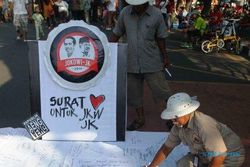 FOTO JOKOWI PRESIDEN : Warga Solo Tulis Surat untuk Jokowi-JK