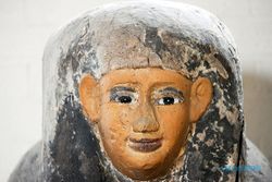 PENEMUAN BARU : Pria Inggris Temukan Peti Batu Mesir Berusia 3.000 Tahun