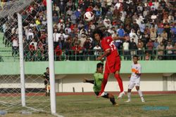 PERSIS SOLO 3-0 PSIR REMBANG : Kemenangan Laskar Sambernyowo Buah Rotasi Wiwid