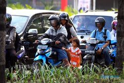 PERCOBAAN EKSPLOITASI ANAK : PN Semarang Hukum Ibu Atas Percobaan Ekspoitasi Anak
