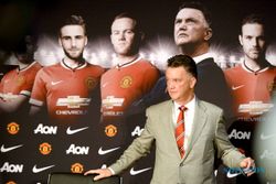 MASA DEPAN PEMAIN MU : Van Gaal Indikasikan Rooney sebagai Kapten MU