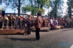 FKY 2014 : Kulonprogo Meriah Dengan Parade Gejog Lesung