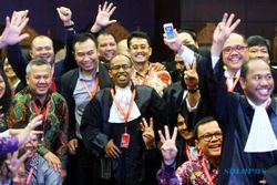FOTO HASIL SIDANG MK : Kuasa Hukum Jokowi-JK Semringah...