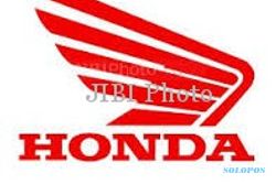 PENJUALAN MOTOR HONDA : Honda Yakin Kuasai Pasar Sepeda Motor Tahun Ini