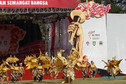 FOTO HAORNAS 2014 : Tari Garuda Nusantara Meriahkan Sriwedari