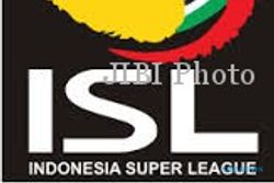  ISL 2015 : Kostum Macan Kemayoran Bermotif Goresan Lidah Api Tugu Monas