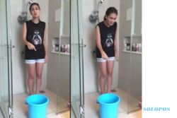 MOST POPULAR YOUTUBE : Ini Video Luna Maya Basah-Basahan Terima Tantangan ALS Ice Bucket Challenge