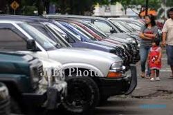 BURSA MOBIL : Mobil Anyar Sepi Peminat, Mobil Bekas Lebih Diburu