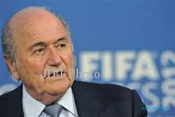 PIALA DUNIA 2018 : Sepp Blatter Enggan Komentar Soal Rusia Jadi Penyelenggara Piala Dunia 2018 