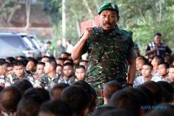FOTO ANGGOTA TNI DITEMBAK BRIMOB : Waaspam KSAD Cegah Aksi Balasan TNI