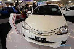  PENJUALAN MOBIL TOYOTA : Mobil Kompak Sumbang 23% Penjualan Toyota Indonesia