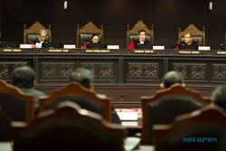 UNDANG-UNDANG MD3 : Jokowi Anggap UU MD3 Bukan Ancaman