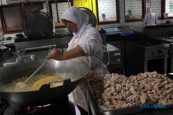 KEAHLIAN SISWA : Hebat, Para Siswa SMK ini Dipercaya Siapkan Makanan untuk Penerbangan Haji!