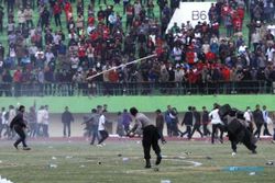 RUSUH SUPORTER : Kapolda Sebut Laga Persis Vs Martapura FC Tak Berizin, Panpel Membantah