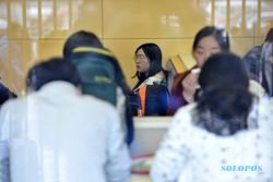 KISAH UNIK: Galau Tingkat Dewa, Gadis Tiongkok Tidur Sepekan di Restoran