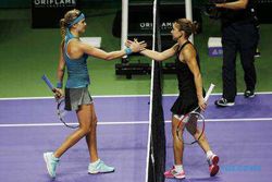 WTA FINALS SINGAPURA 2014 : Halep Taklukkan Bouchard di Laga Perdana
