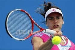 Turnamen WTA 2014 : Tekuk Cibulkova, Petkovic Melaju ke Semifinal Turnamen WTA