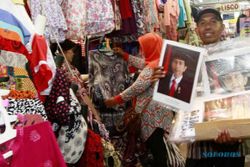 PUNGUTAN SEKOLAH : SD di Boyolali Wajib Beli Foto Jokowi-JK Rp200.000 per pasang!