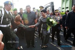SBY DI JOGJA : Ani Bebaskan Netizen Ungkapkan Pendapat