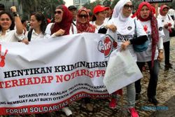 FOTO AKSI SOLIDARITAS NOTARIS : Notaris Jakarta Beraksi di Bundaran HI