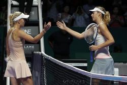 WTA FINALS SINGAPURA 2014 : Wozniacki Taklukkan Sharapova