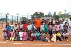 KABAR PETENIS : Nadal Buka Akademi Tenis