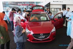 FOTO MOBIL TERBARU : All New Mazda 2 Diperkenalkan di Makassar